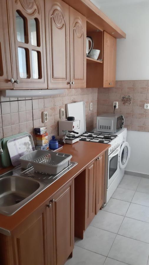 Sunset Apartman Székesfehérvár Buitenkant foto