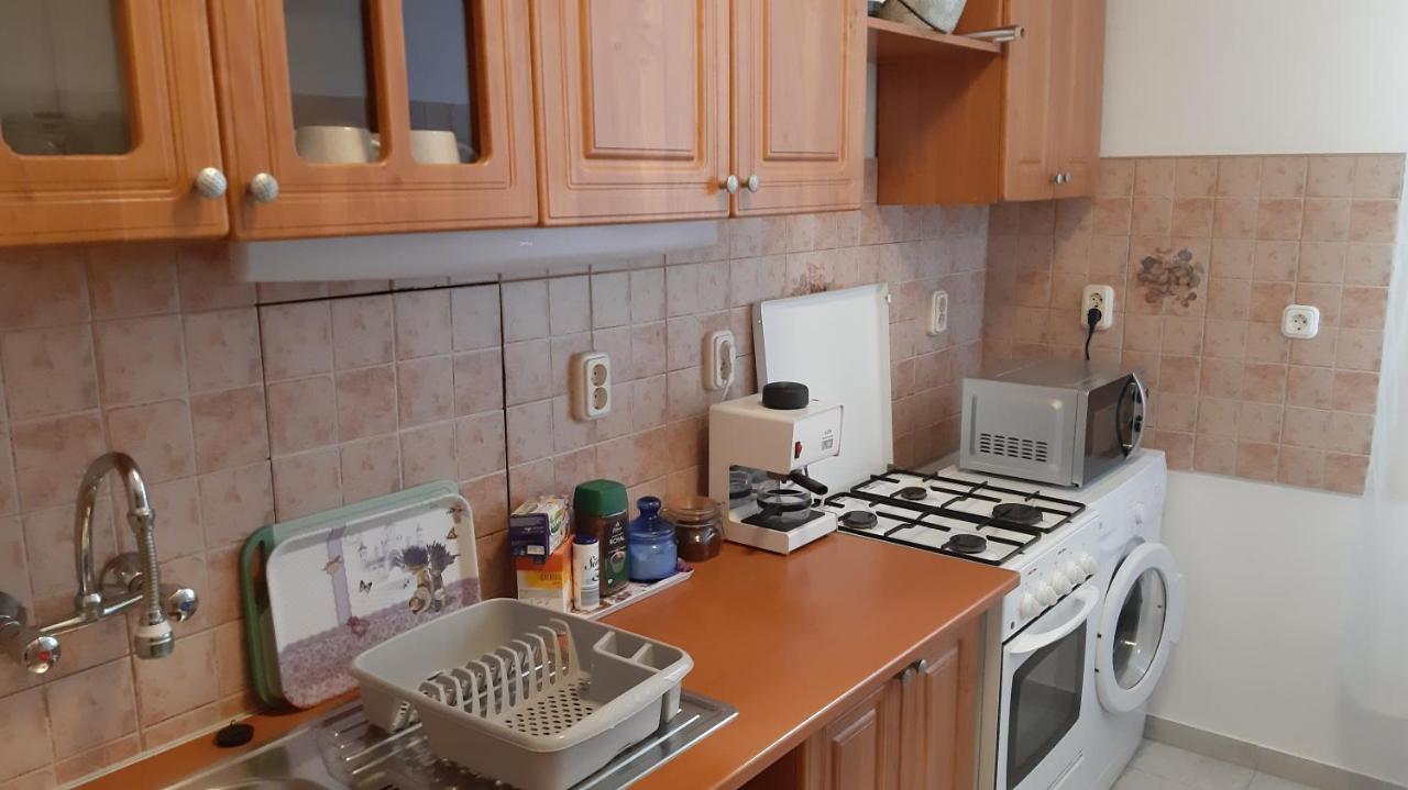 Sunset Apartman Székesfehérvár Buitenkant foto